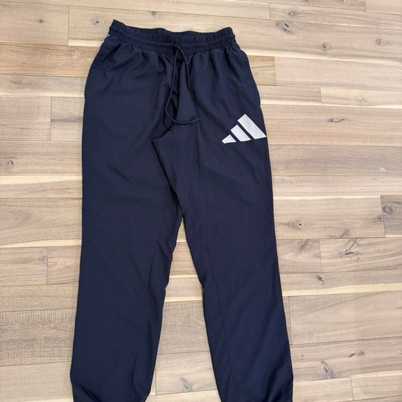 adidas Other - Addias joggers Sz med